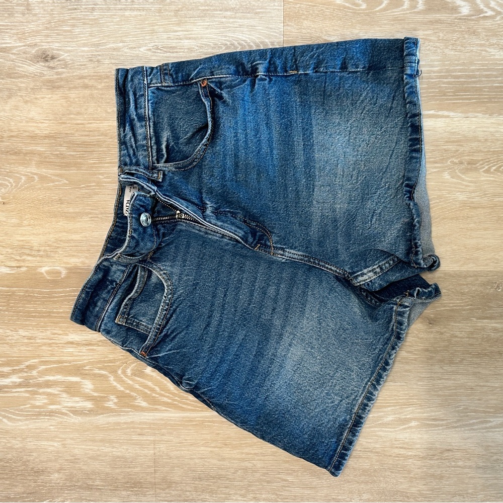 Zara Classic Blue Denim Shorts
